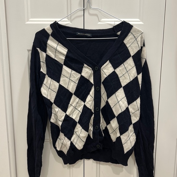 Brandy Melville Cardigan - Picture 1 of 2
